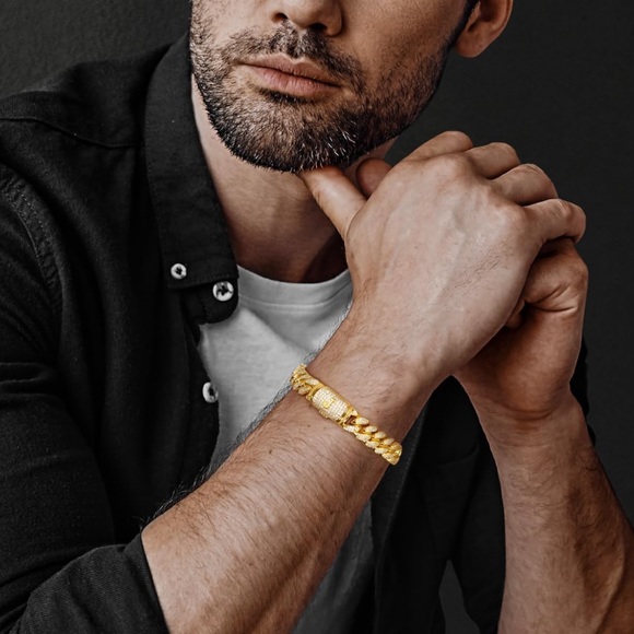 ETEVON Initial “R” Bracelet for Men Link Chain with Box Clasp Cubic Zirconia - Picture 12 of 13